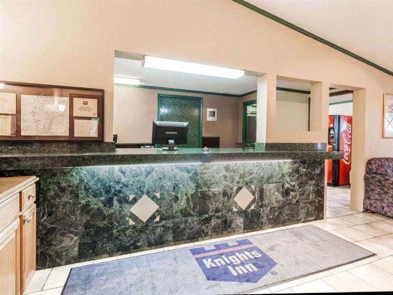 Knights Inn Farmington Hills Kültér fotó