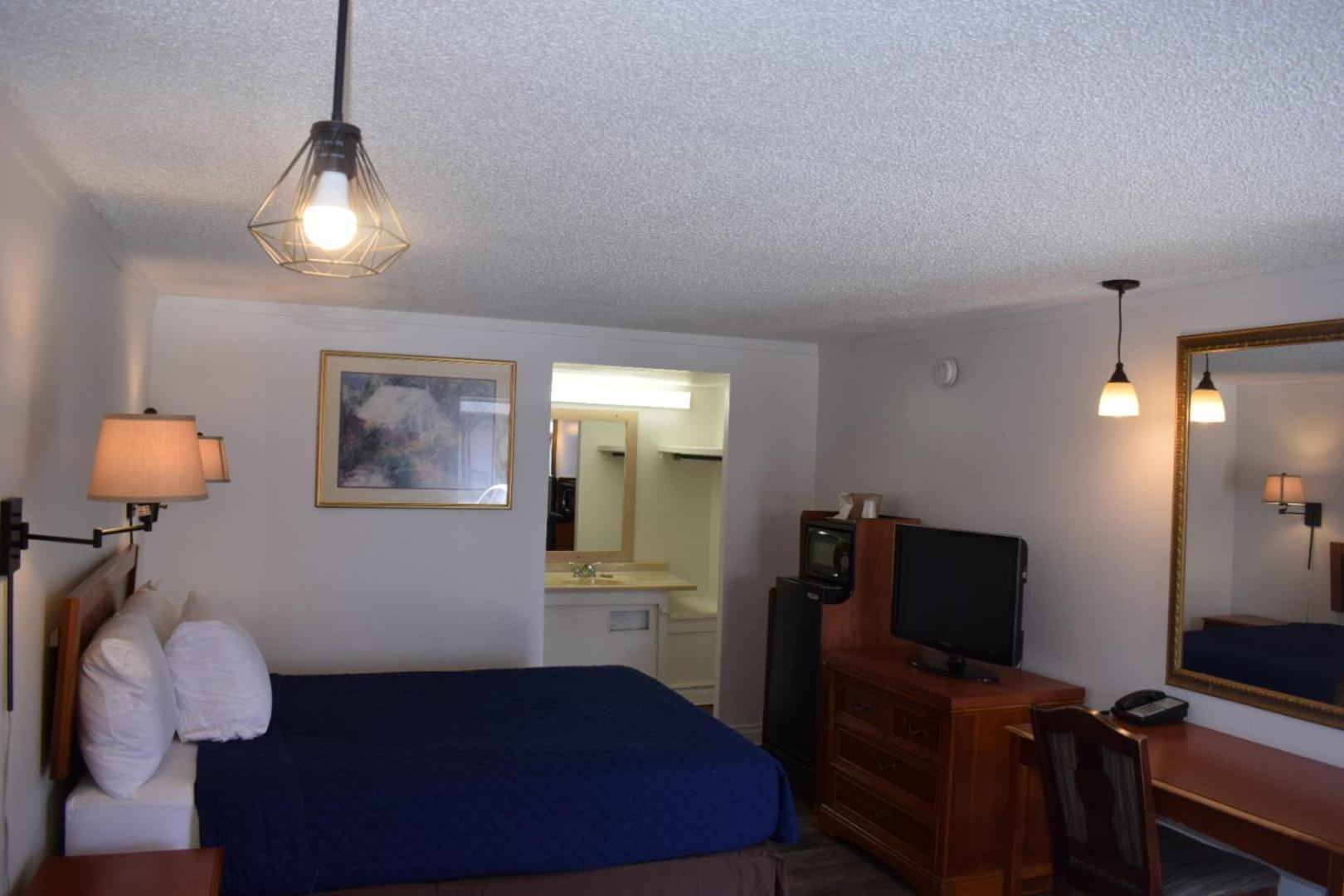 Knights Inn Farmington Hills Kültér fotó